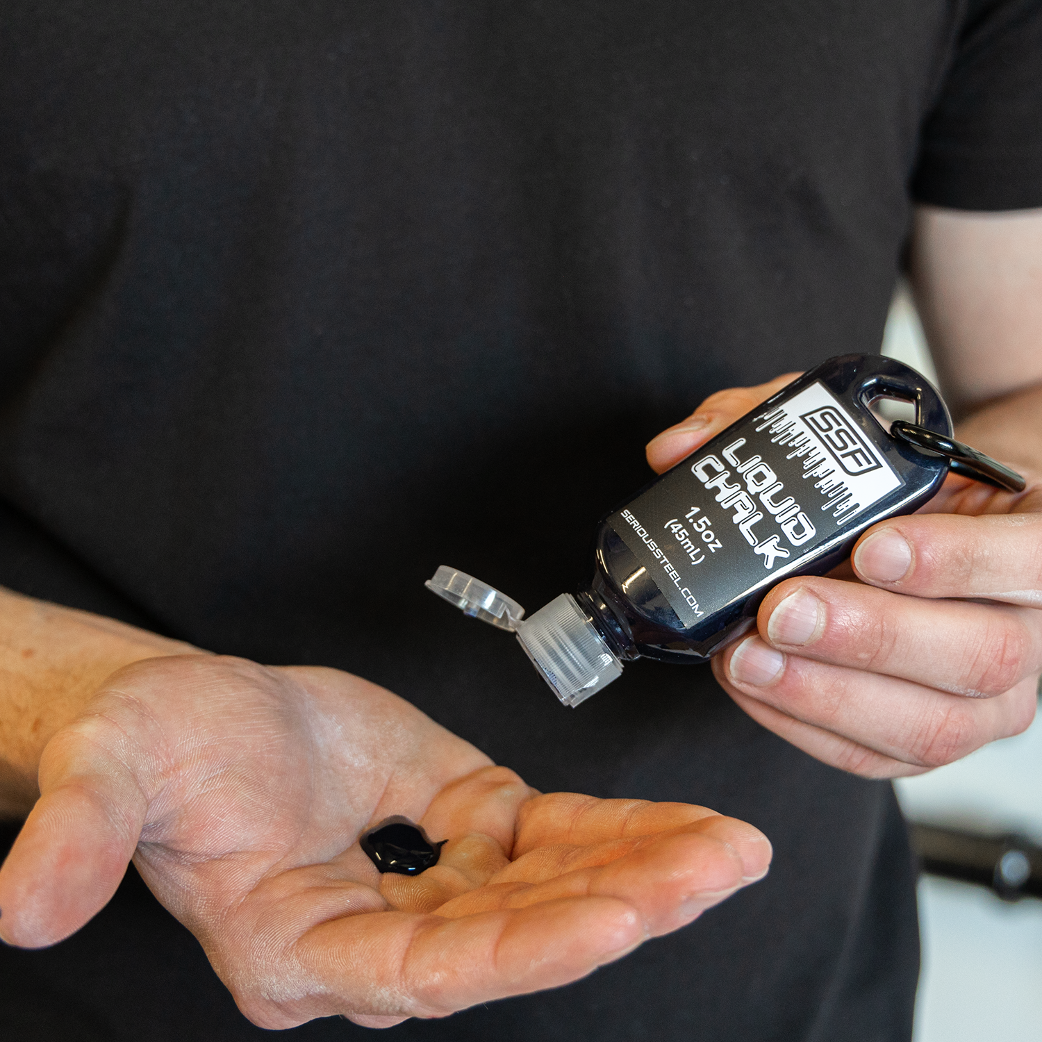 Black_LiquidChalk_Hand_cbe8ee45-ae82-4ec5-8871-3f93392b2548.png