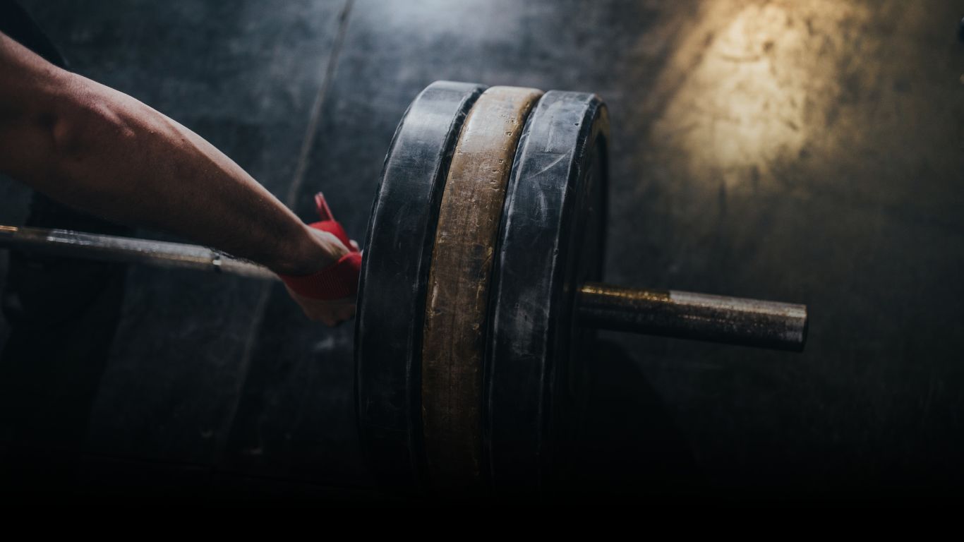 breaking_weightlifting_plateaus_fcb75eb7-2dfc-4b61-982e-bcd1cc87808e.jpg